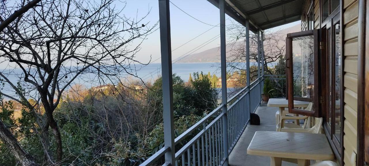 Отдых У Анаиды Gagra Exterior photo